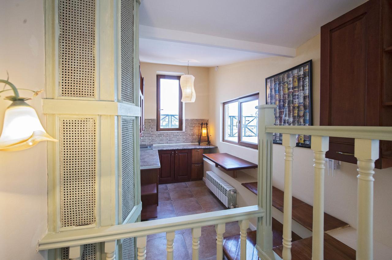 Caravan Villa Tbilisi Esterno foto