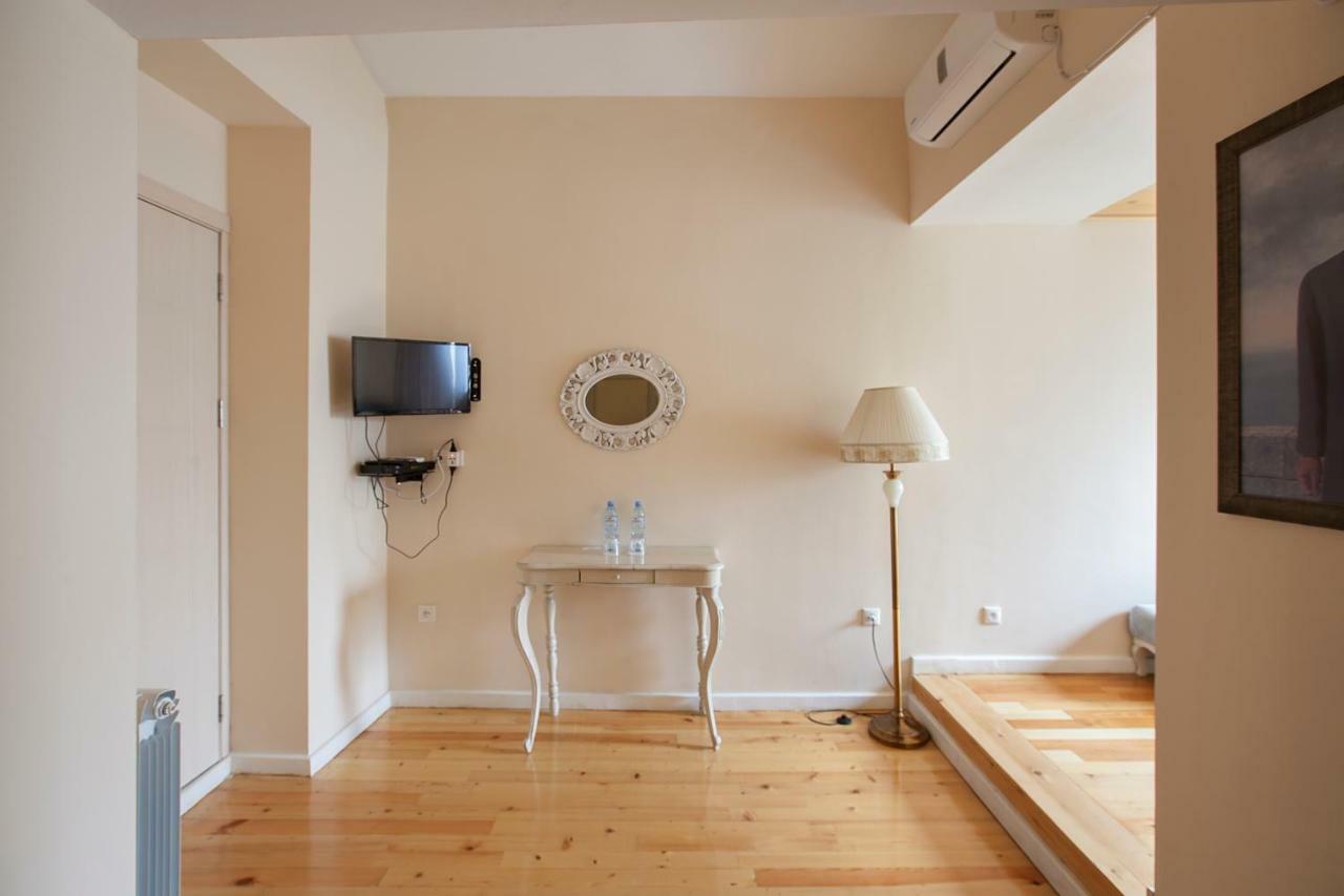 Caravan Villa Tbilisi Esterno foto